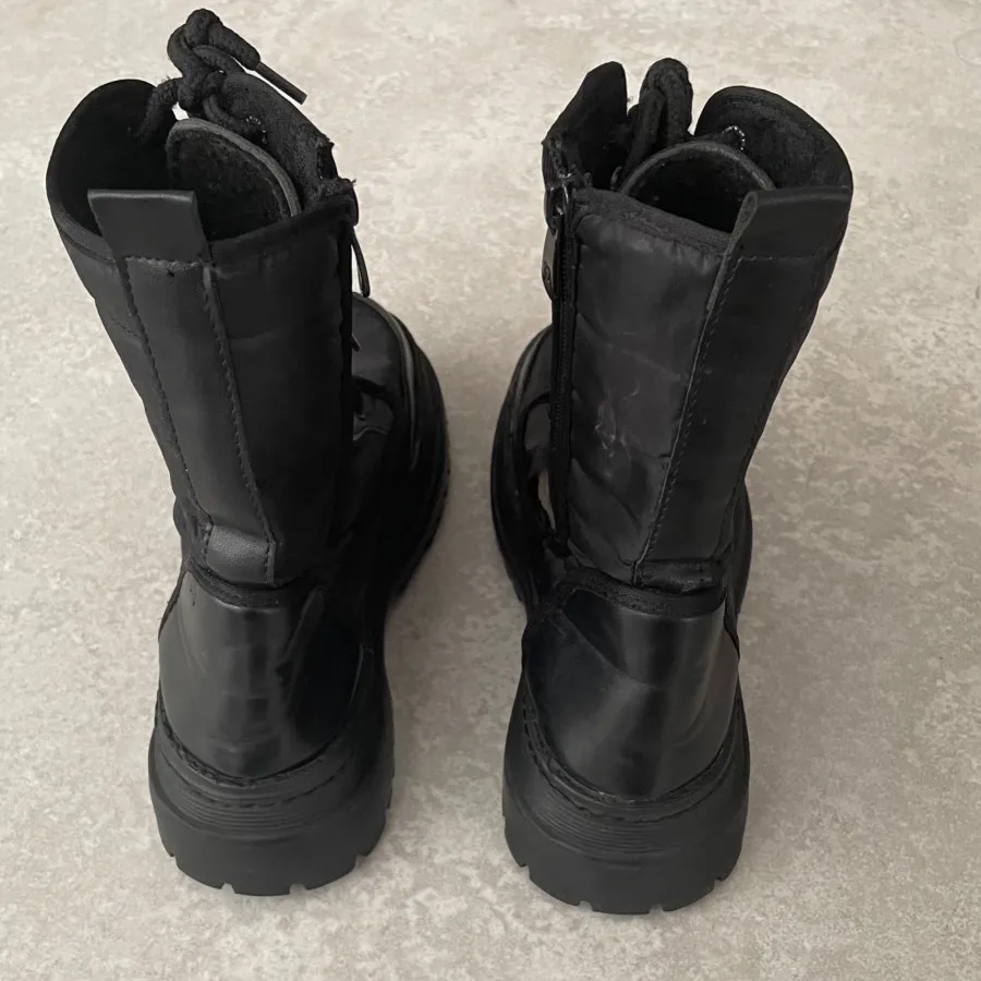 بوت مشکی سایز 37