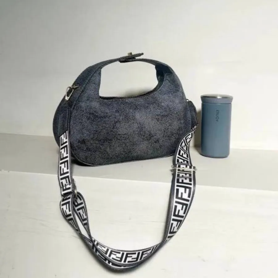 کیف دوشی و دستی بزرگ