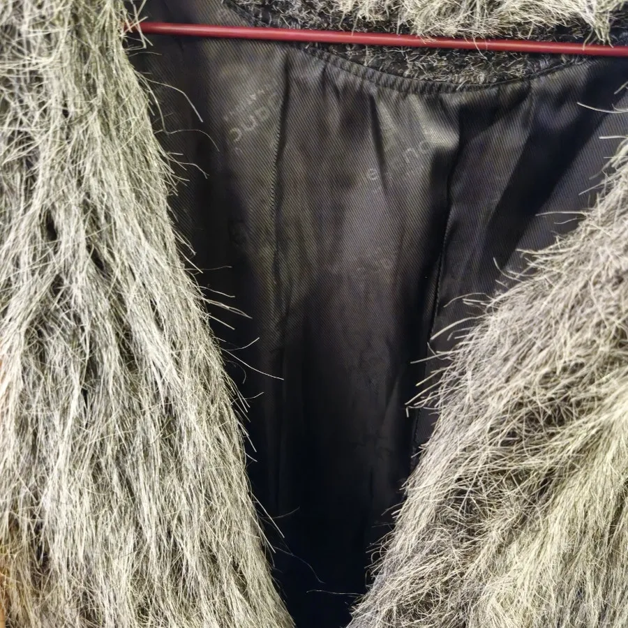 پالتوی خز دار مزونی