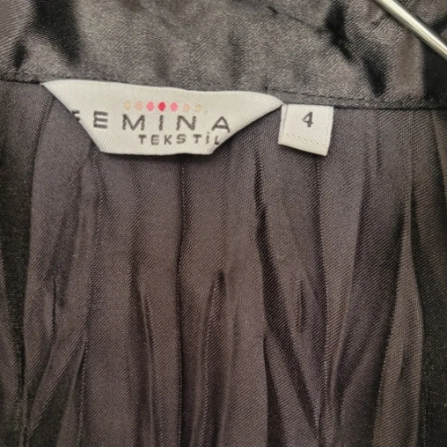 بلیز مجلسی فمینا ترک