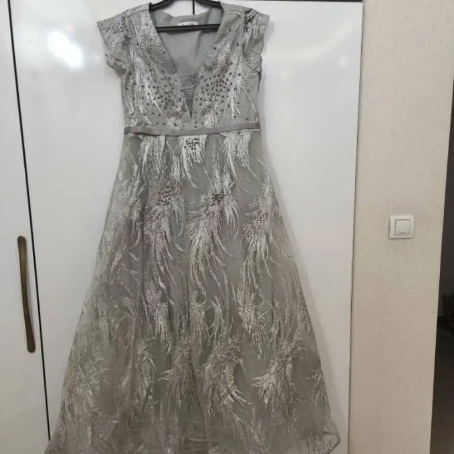 لباس مجلسی فقط یکبار پوشی