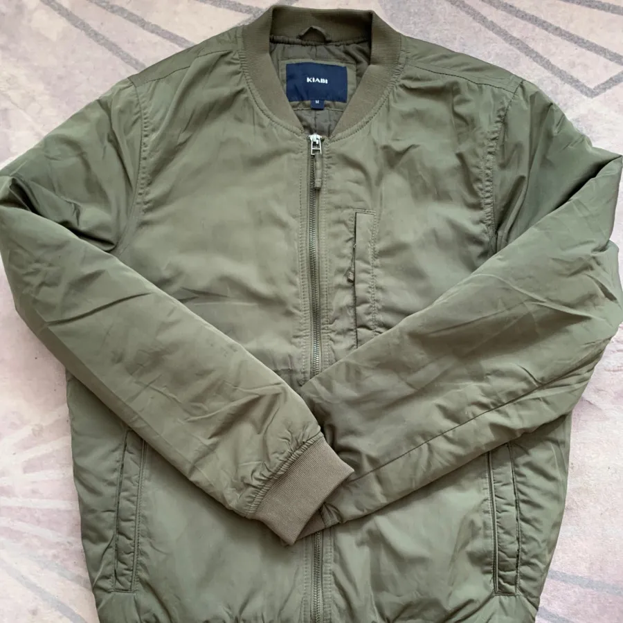 کاپشن خلبانی سبز لجنی