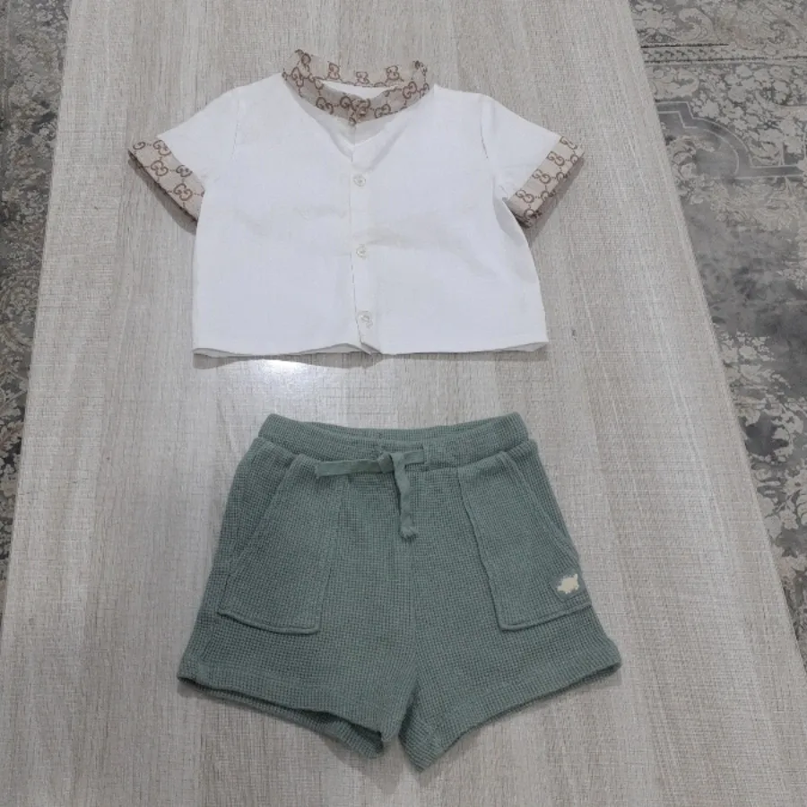 ست لباس بچگانه