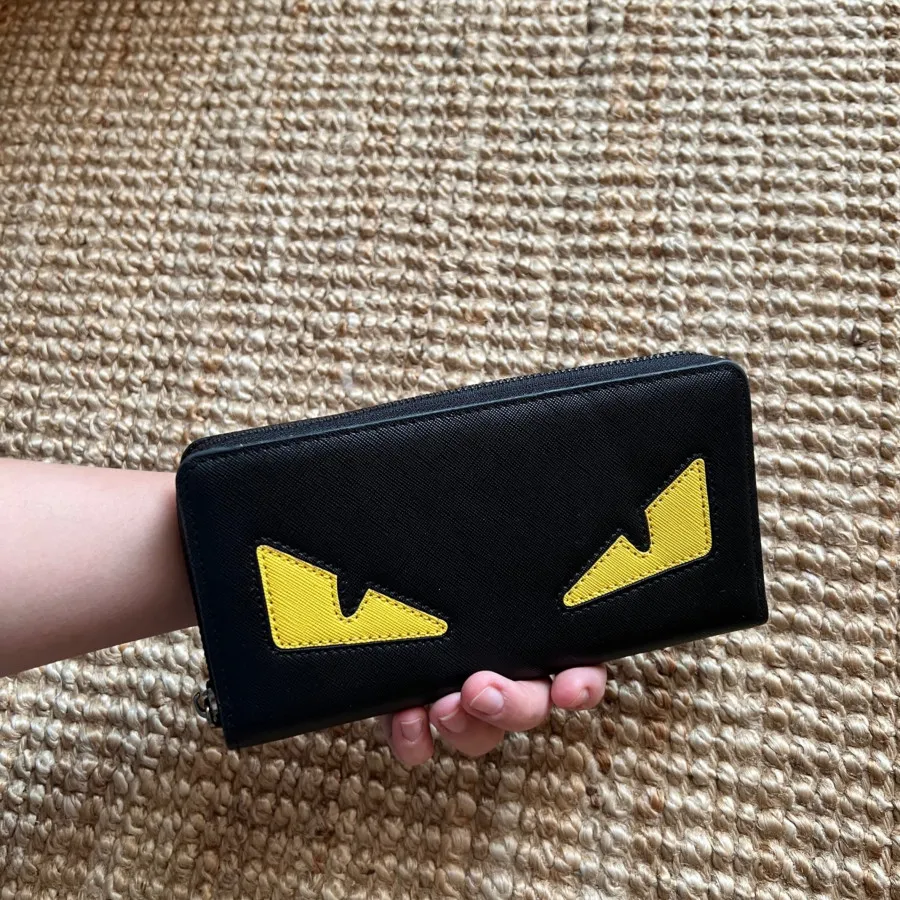 کیف پول فندی