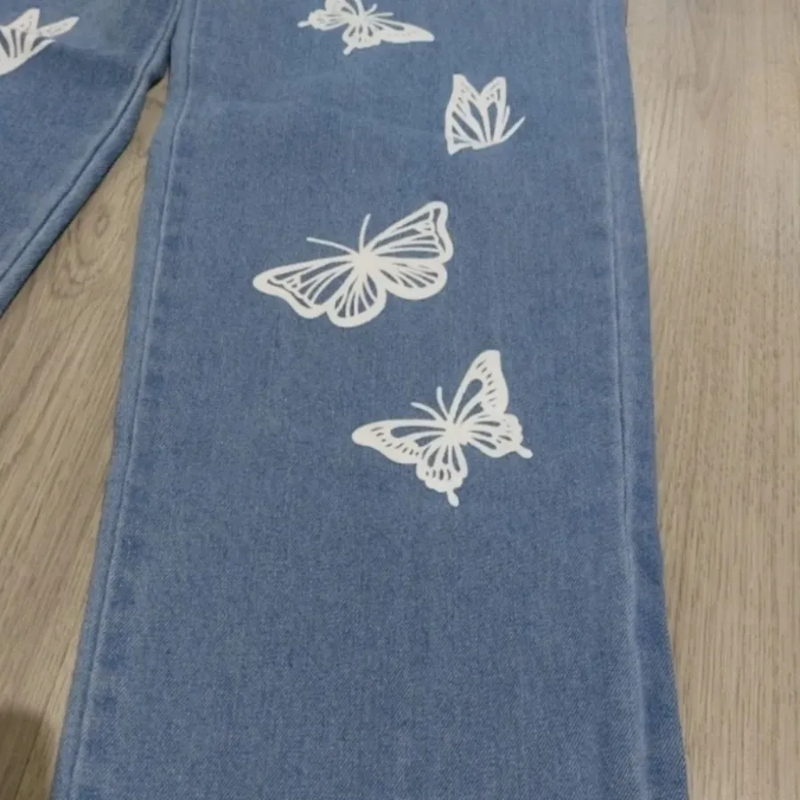 شلوار جین بچه گانه خارجی