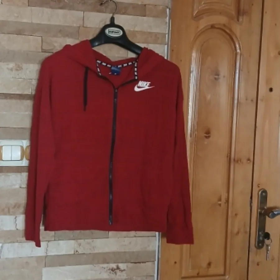 سویشرت نایک