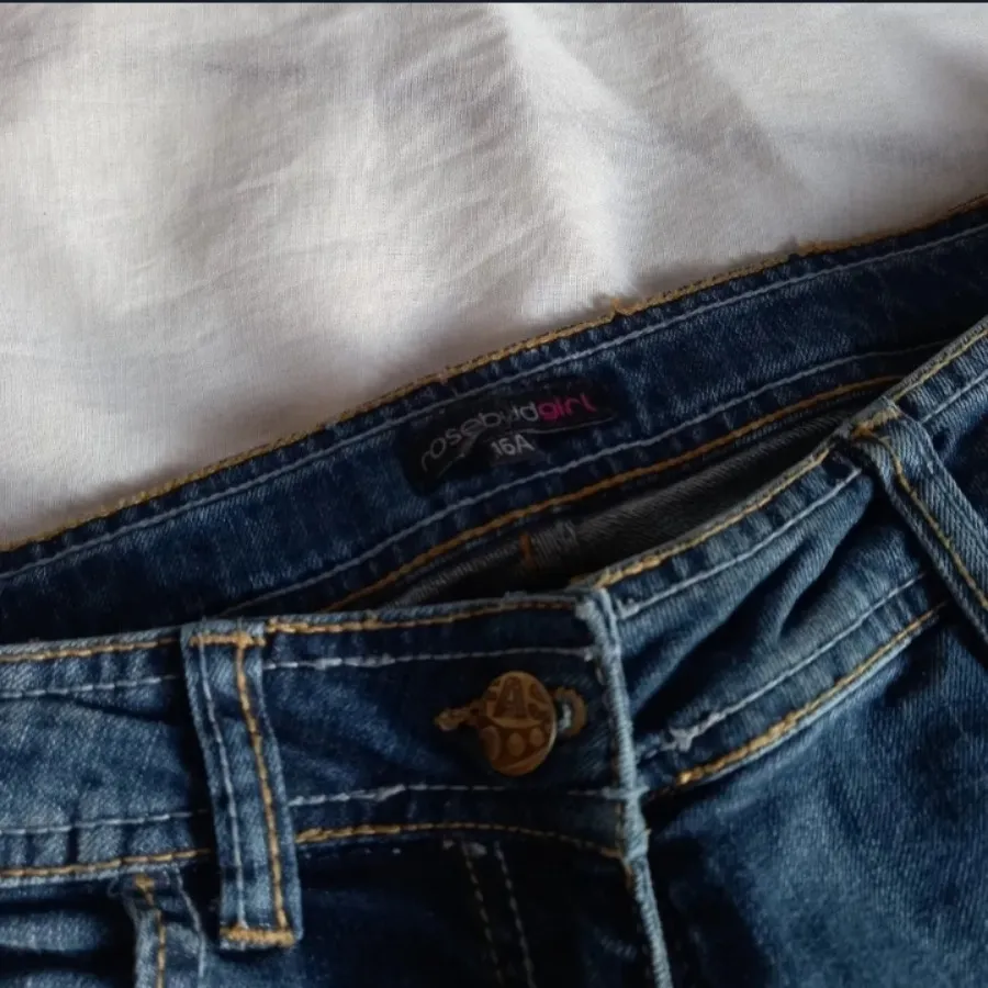 شلوار لی برند