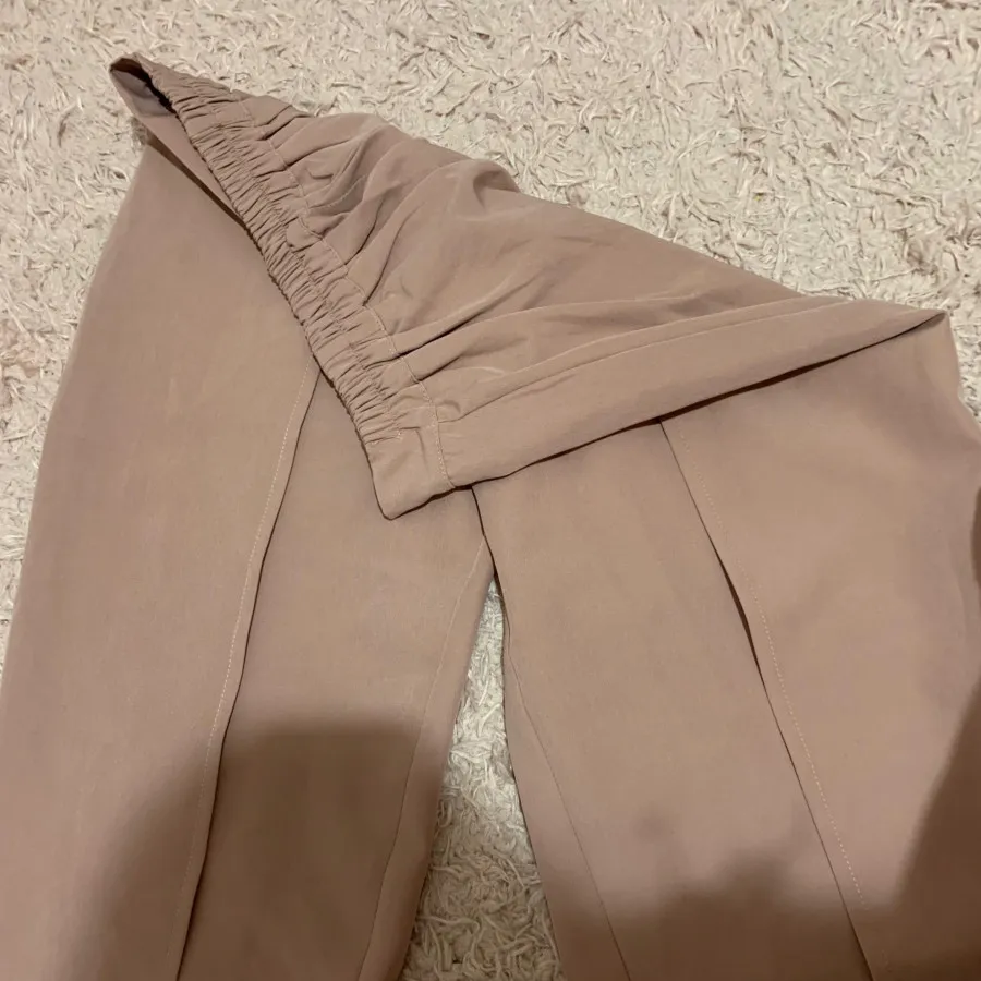 شلوار زنانه