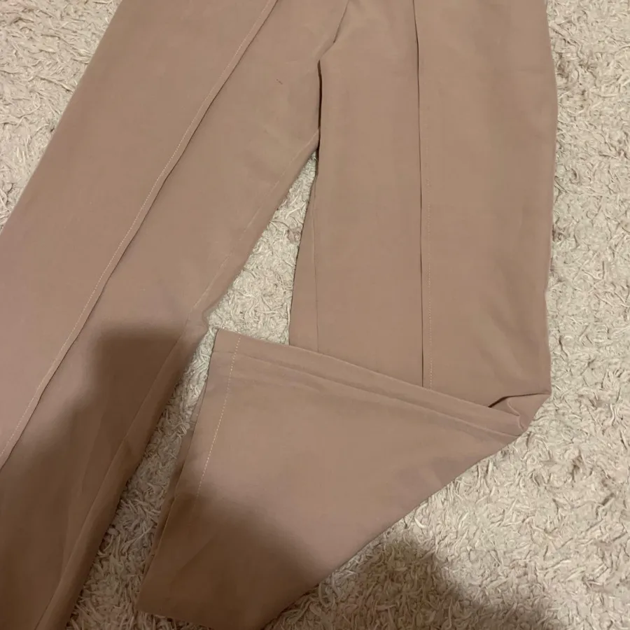 شلوار زنانه