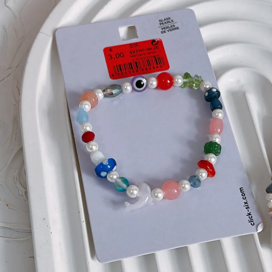 گوشواره و دستبند