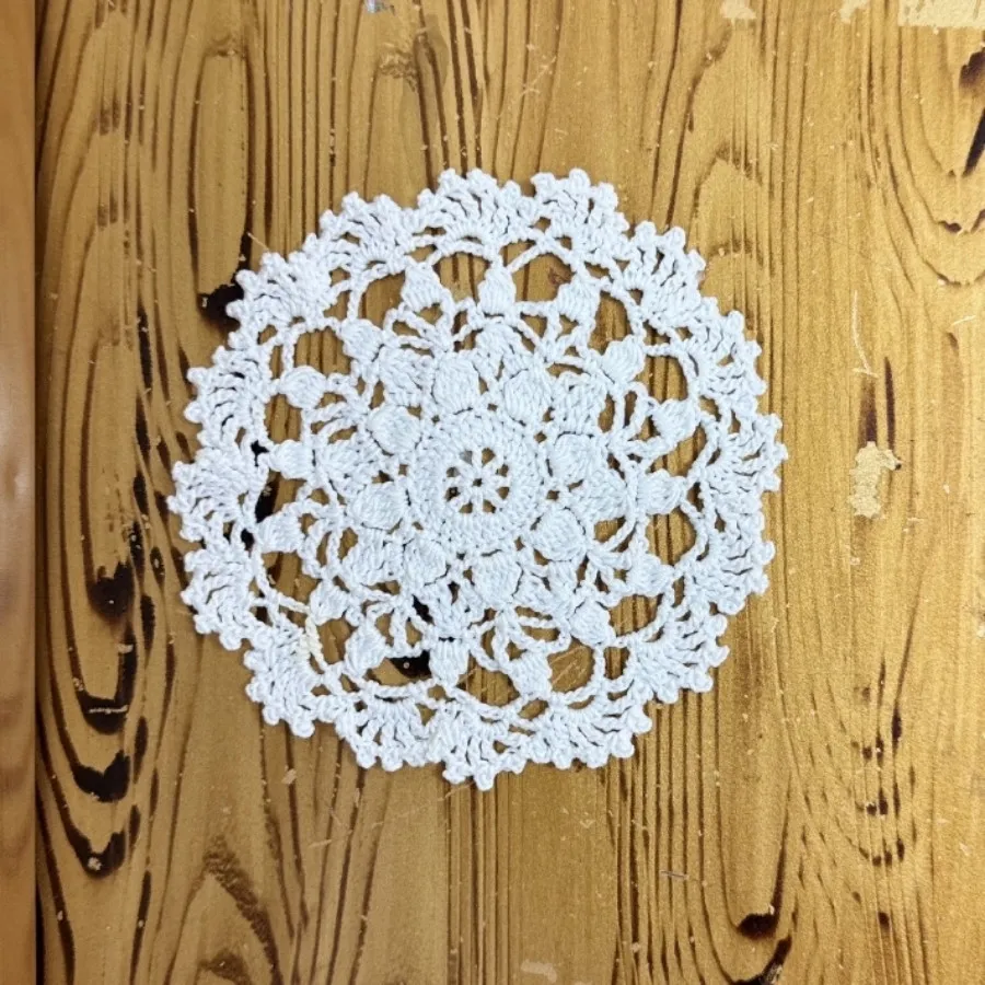 رومیزی قلاب بافی