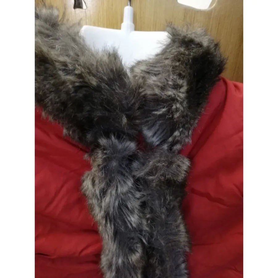 کاپشن زنانه آلمانی پینترس