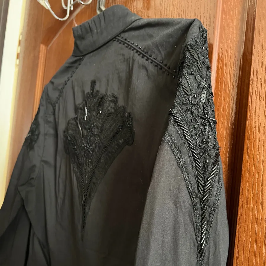 شومیز منجوق دوزی