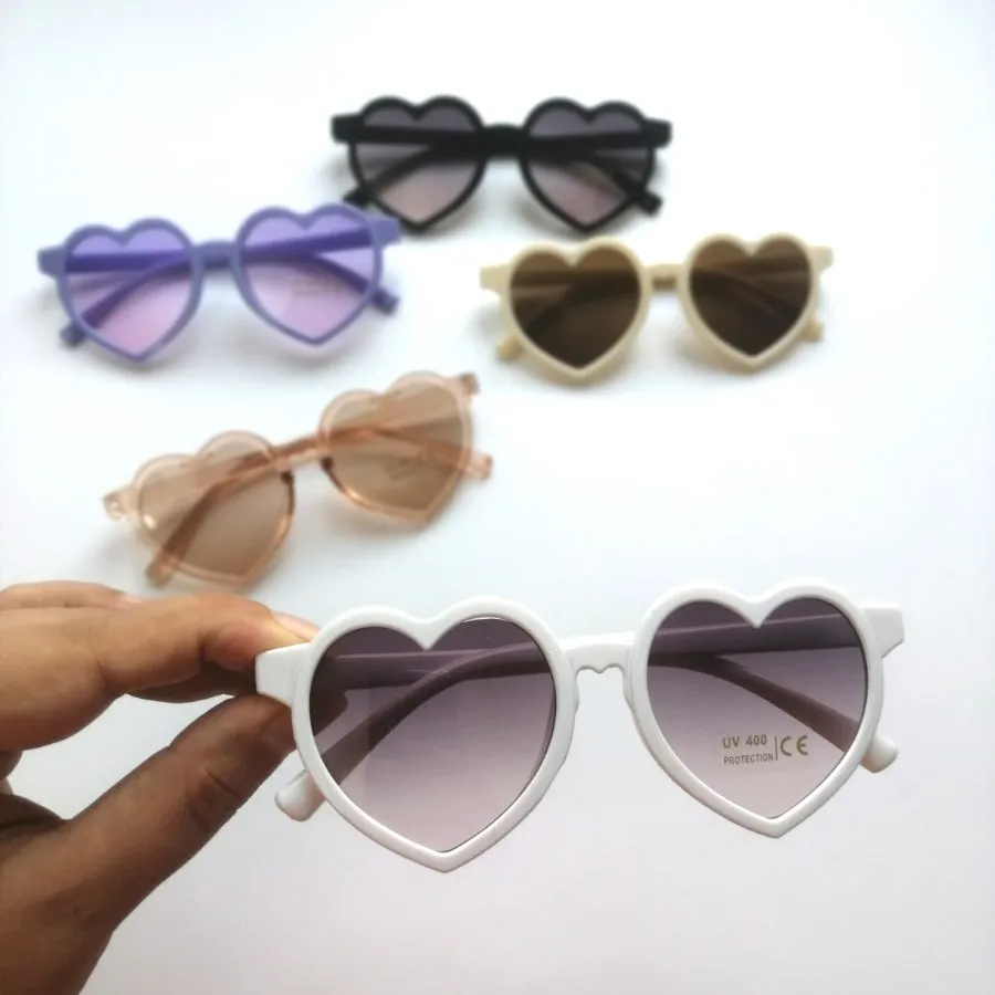 عینک بچگانه قلبی