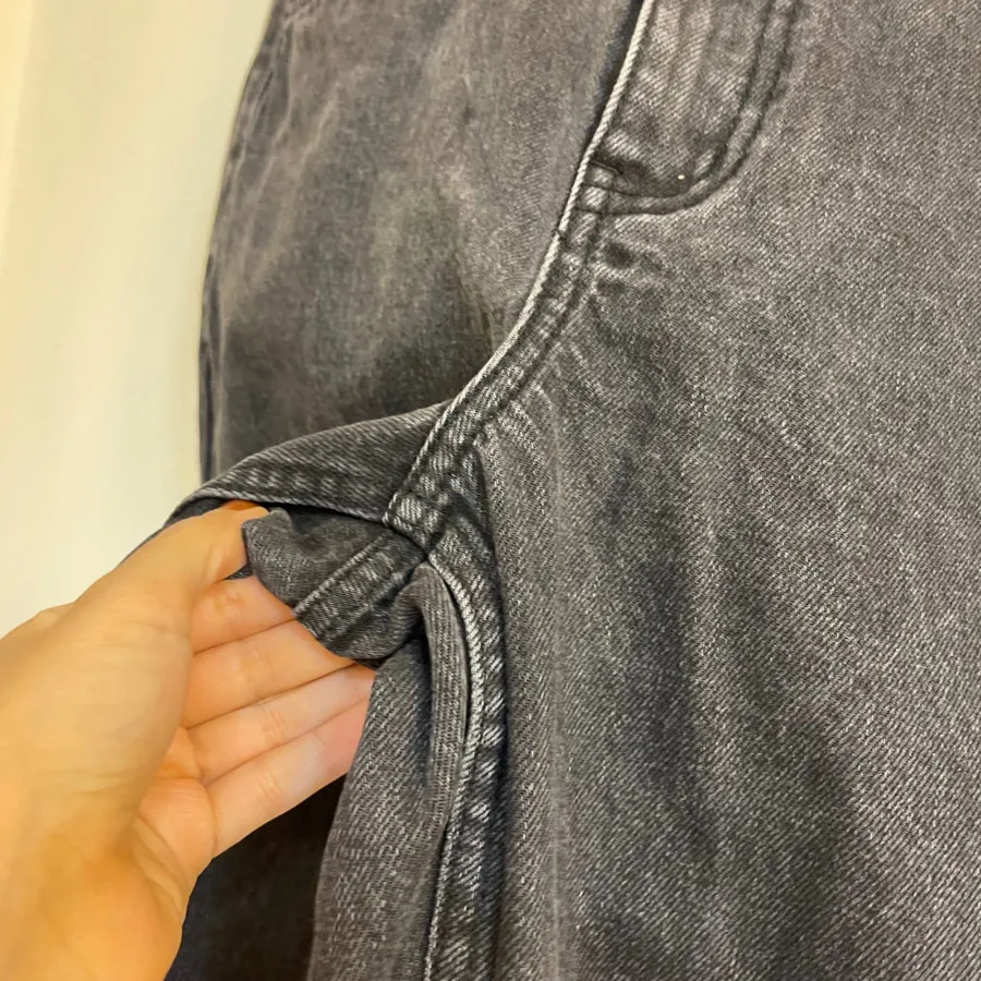 شلوار جین زغالی