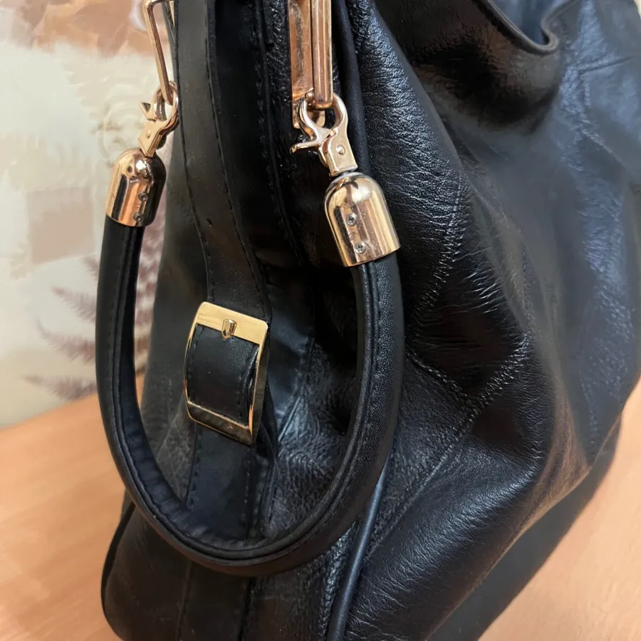 کیف دوشی بزرگ مدل هوبو