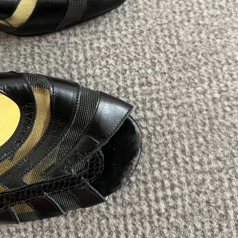 کفش  پیرکاردین سایز 40