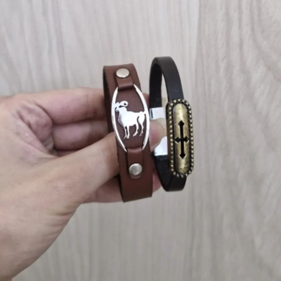 دستبند ماه تولد