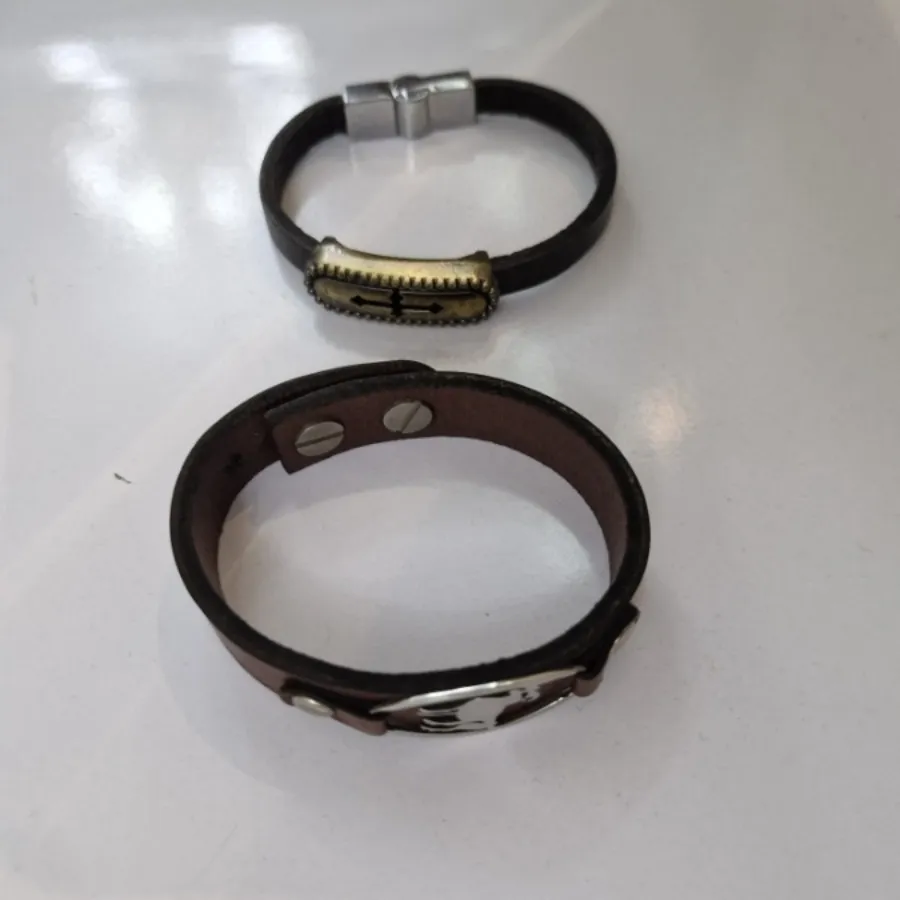 دستبند ماه تولد