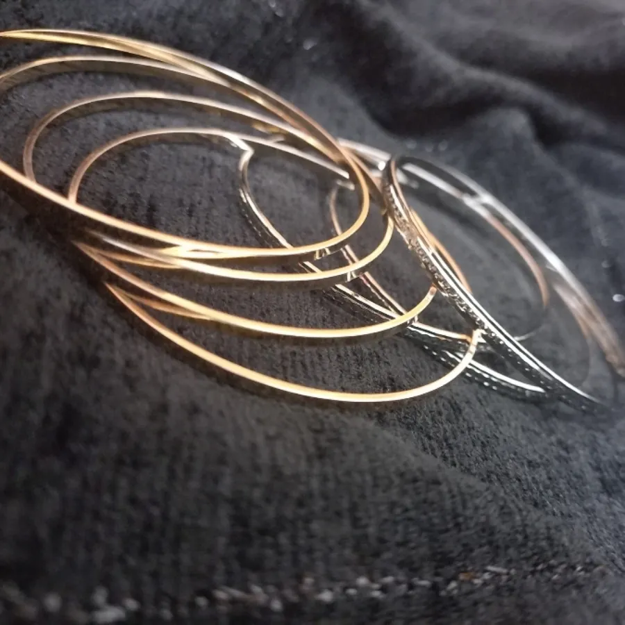 النگو طلا روس