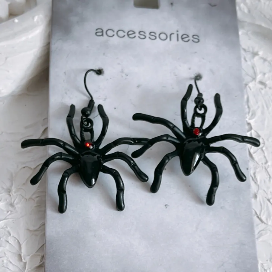 گوشواره عنکبوت