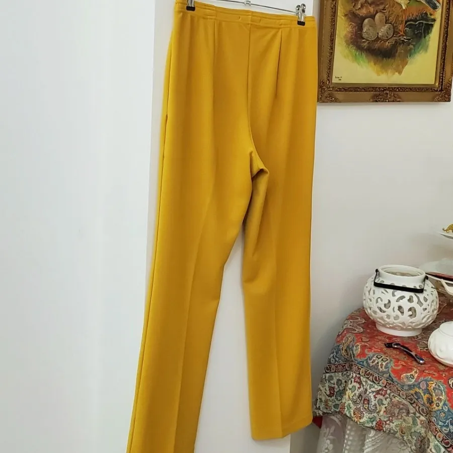 شلوار زنونه