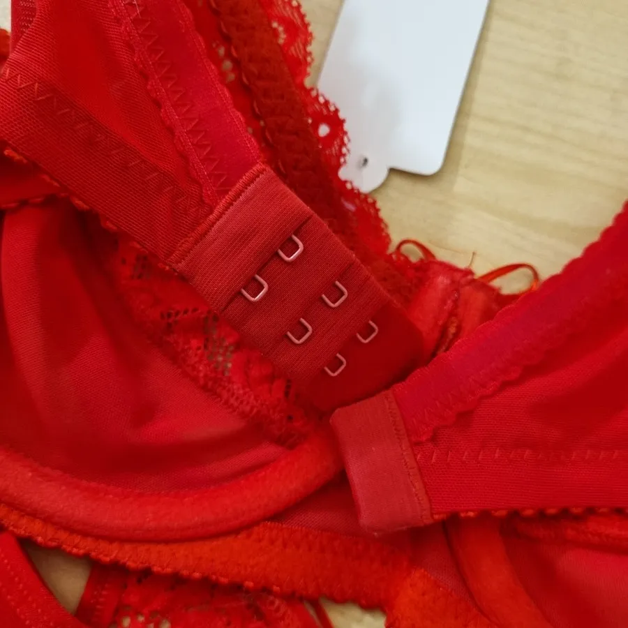 ست سوتین و شورت