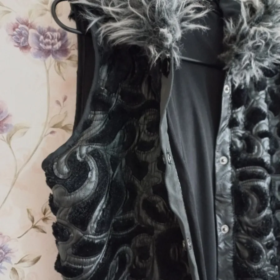 پافر چرم و خز