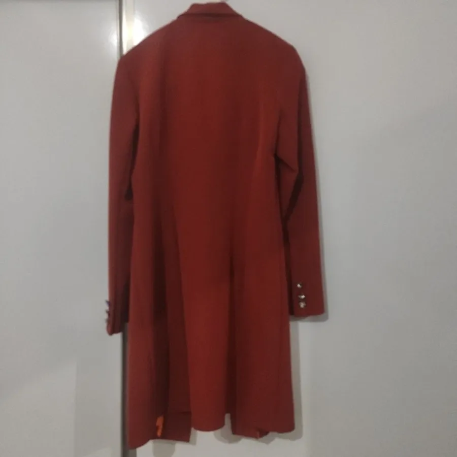 کت بلند نارنجی تیره