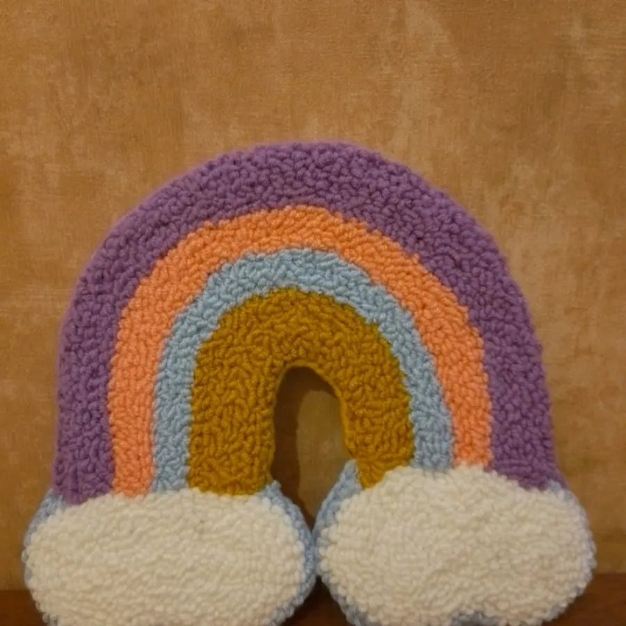 دیوارکوب کودک