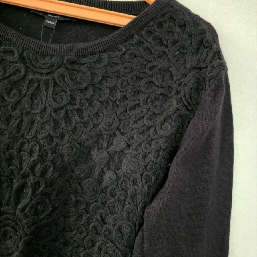 بافت مشکی گل برجسته