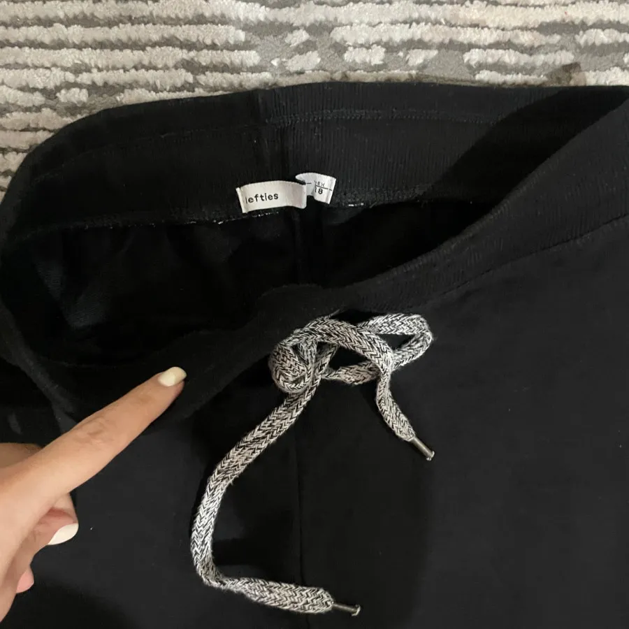 شلوار کرمگن