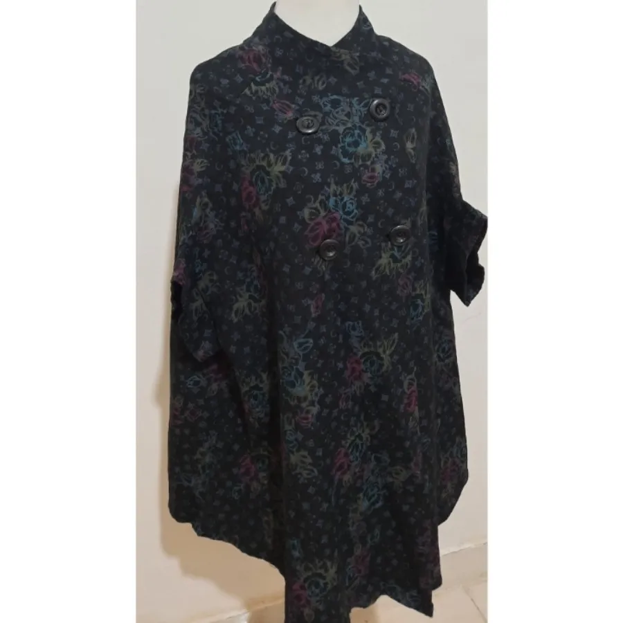 شنل دکمه دار  طرح دار