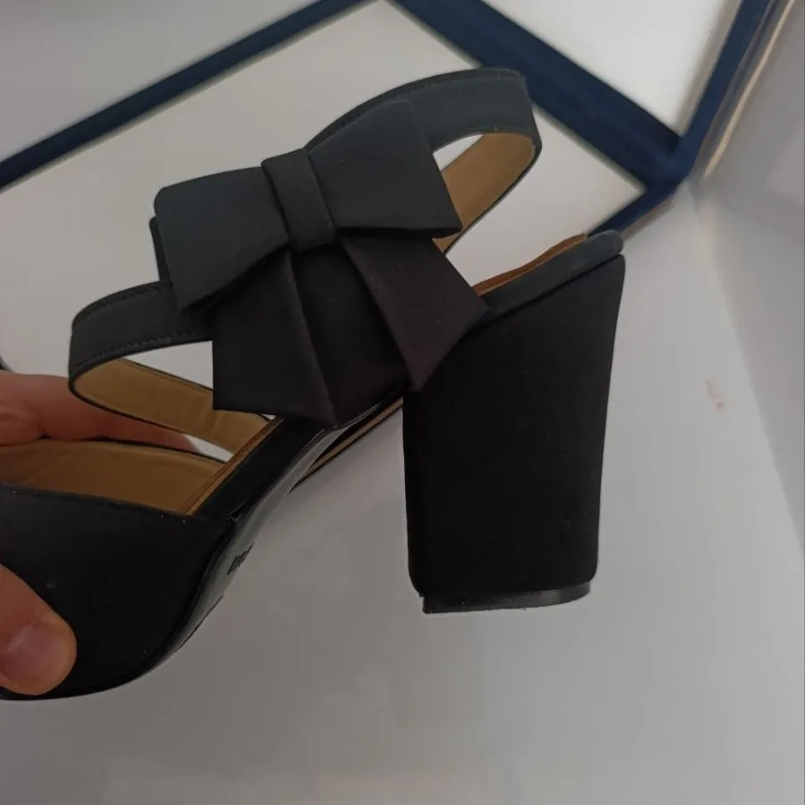 کفش مجلسی پاشنه بلند