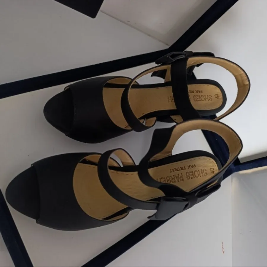 کفش مجلسی پاشنه بلند