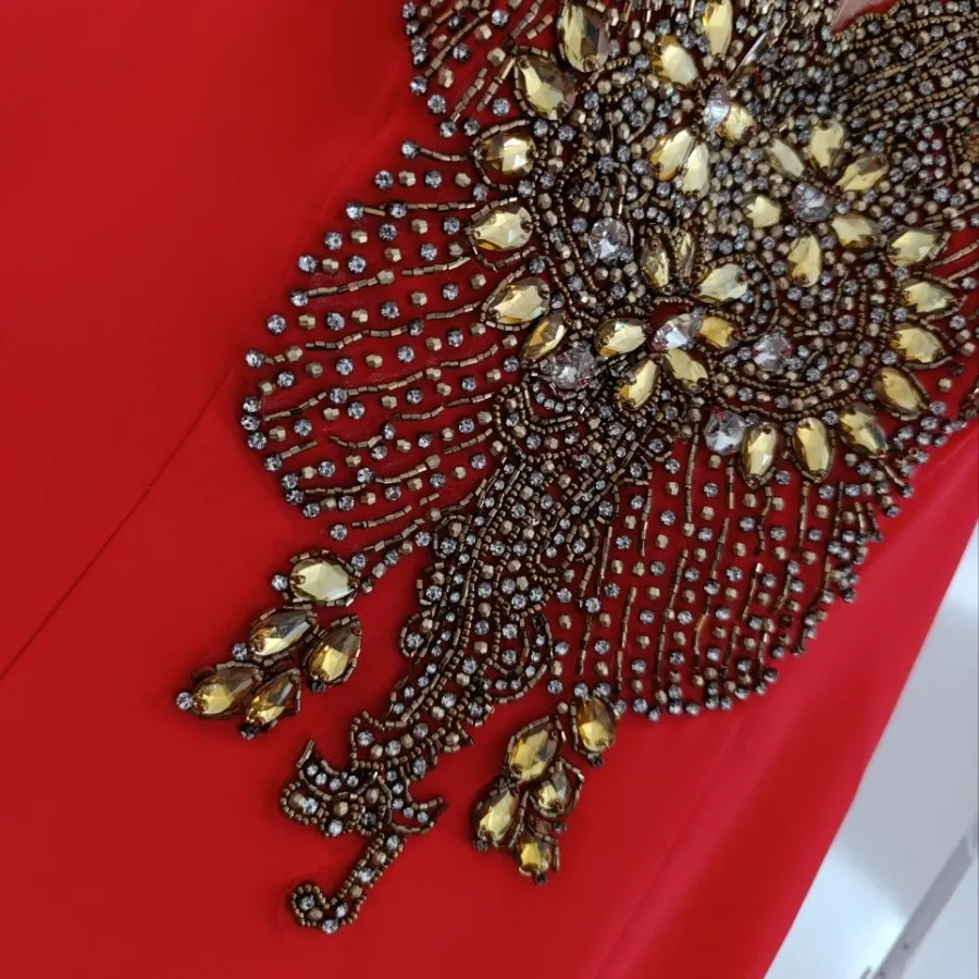 لباس مجلسی دنباله‌دار