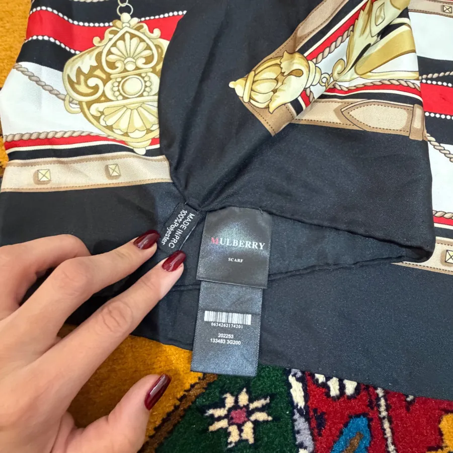 روسری دور دست دوز