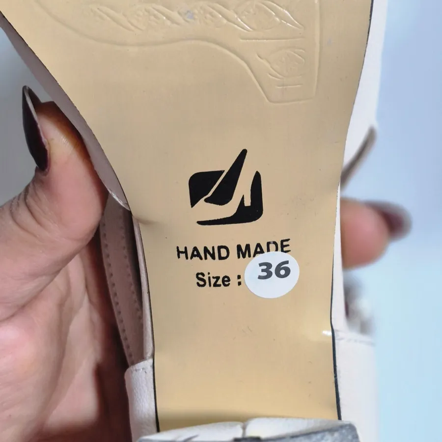 کفش مجلسی شیری رنگ