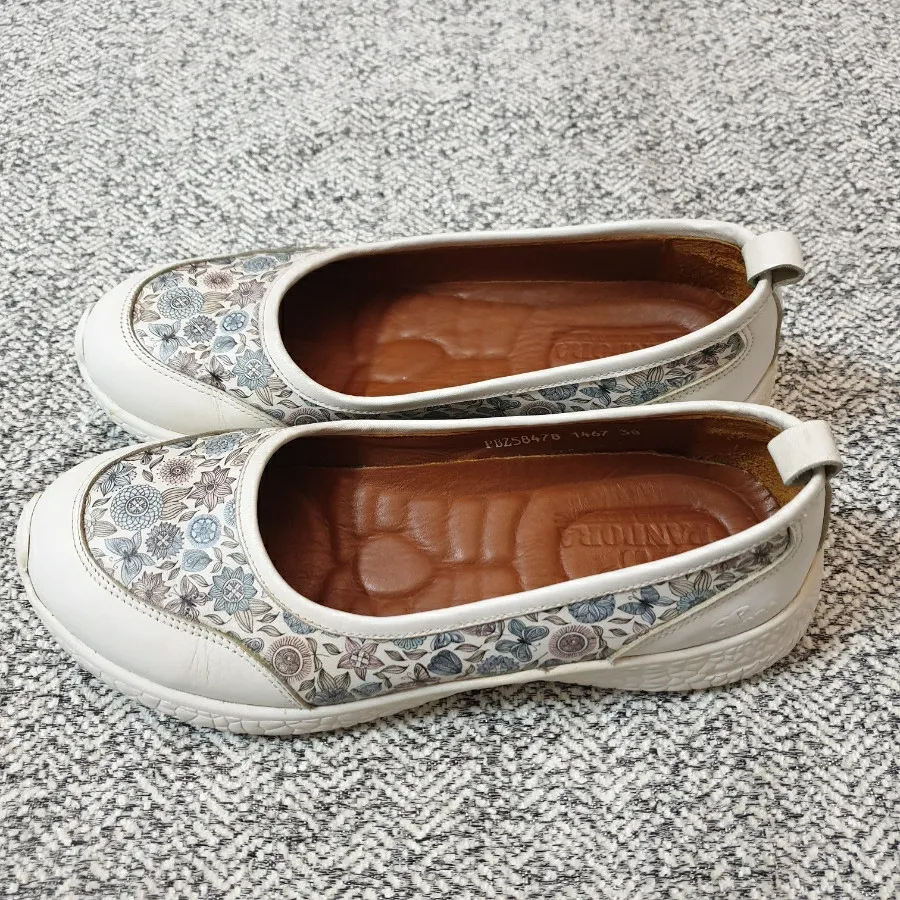 کفش زنانه راحتی پاندورا