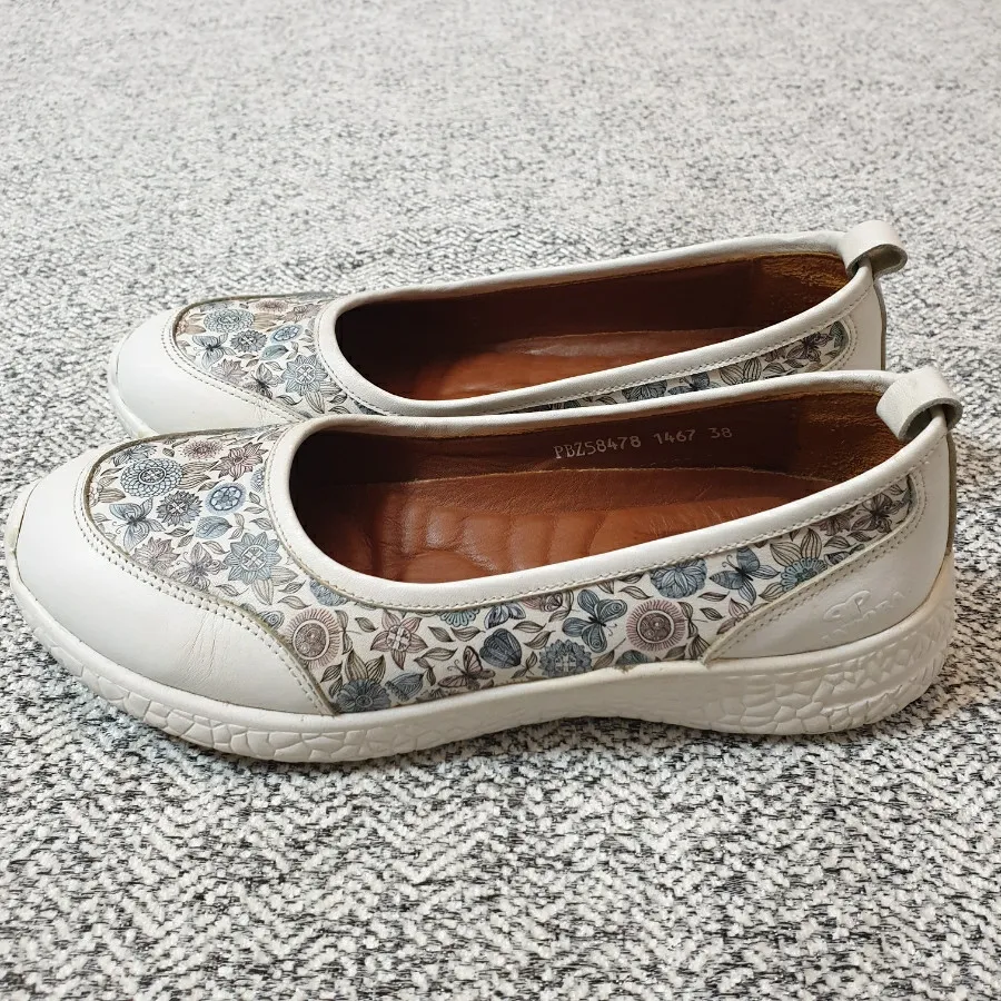 کفش زنانه راحتی پاندورا