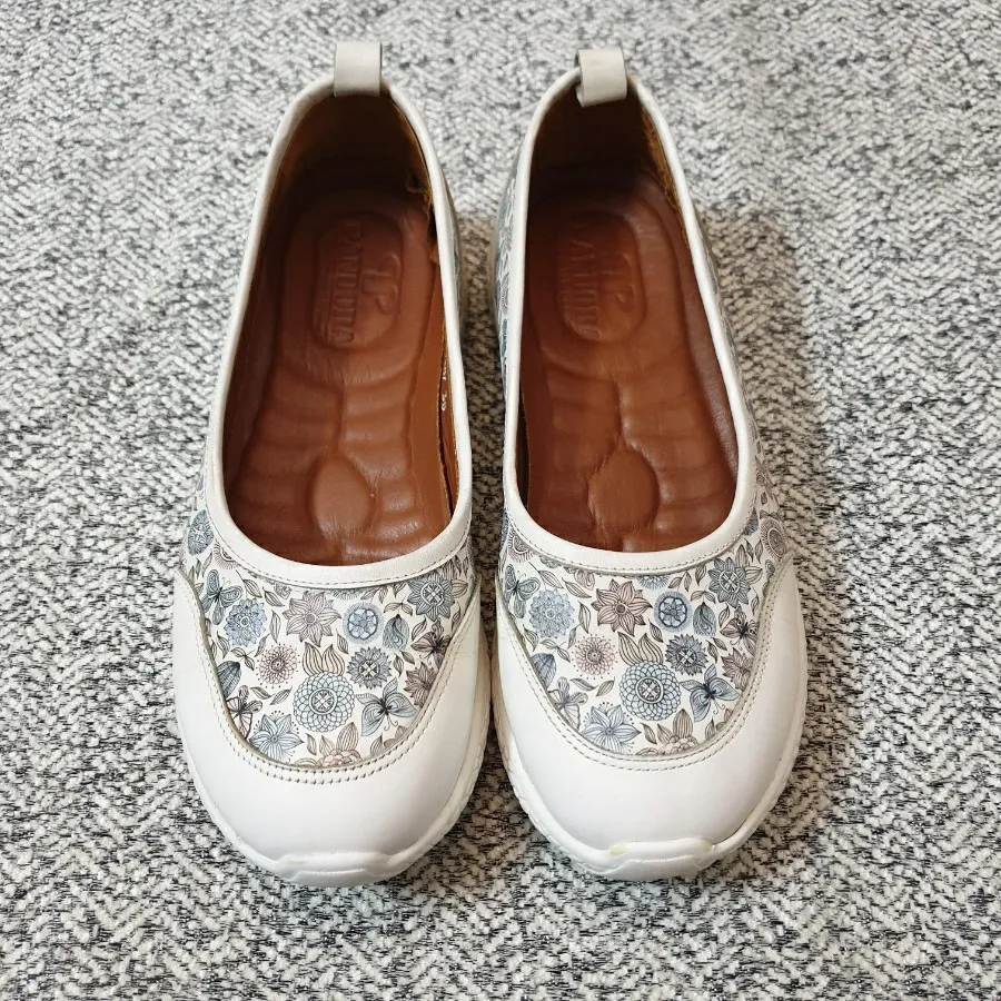 کفش زنانه راحتی پاندورا