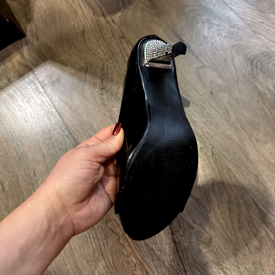 کفش مجلسی زنانه