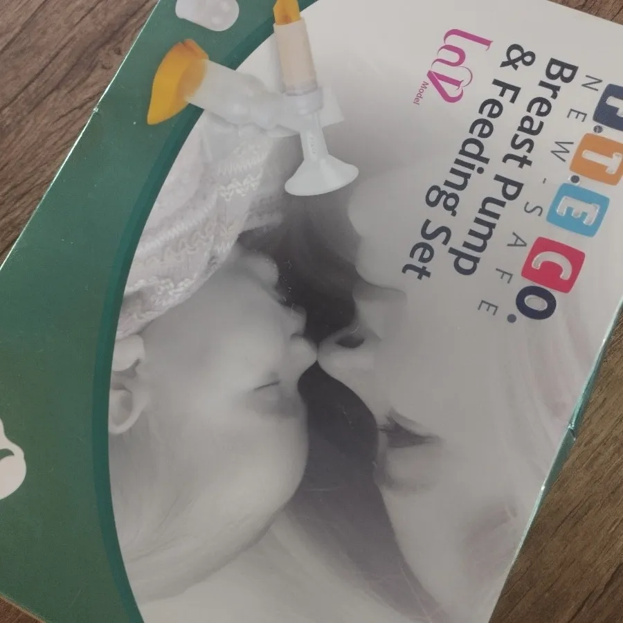 شیردوش و ست تغذیه نوزاد