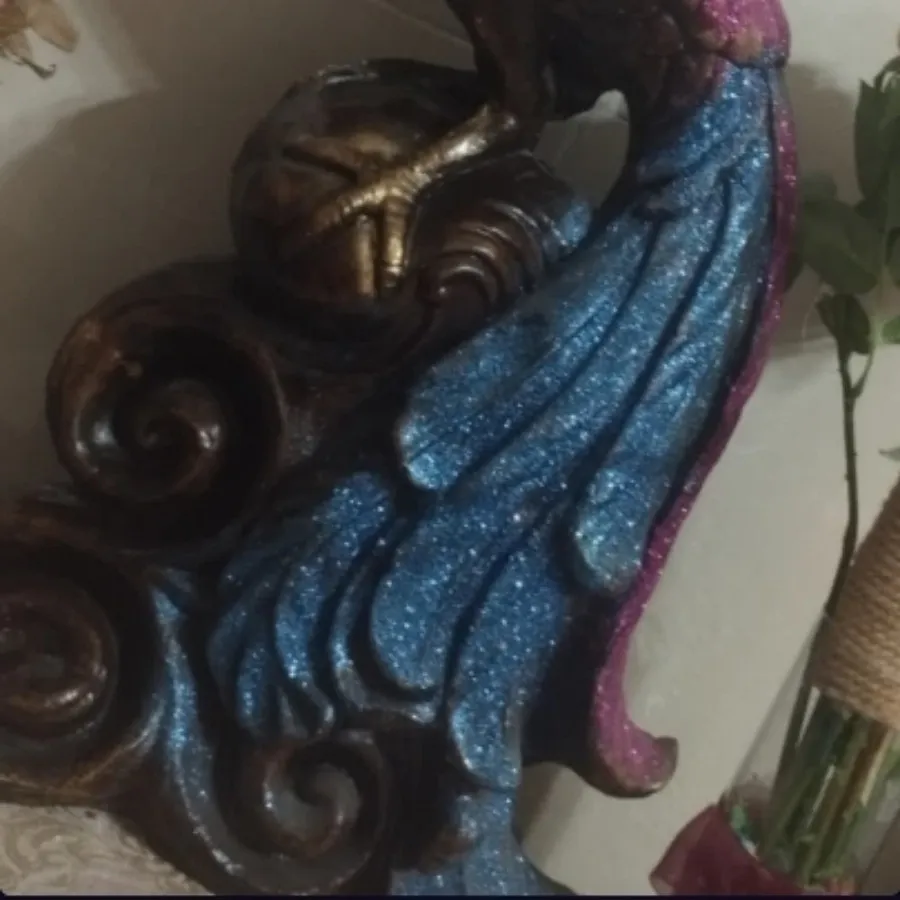 مجسمه طاووس بزرگ