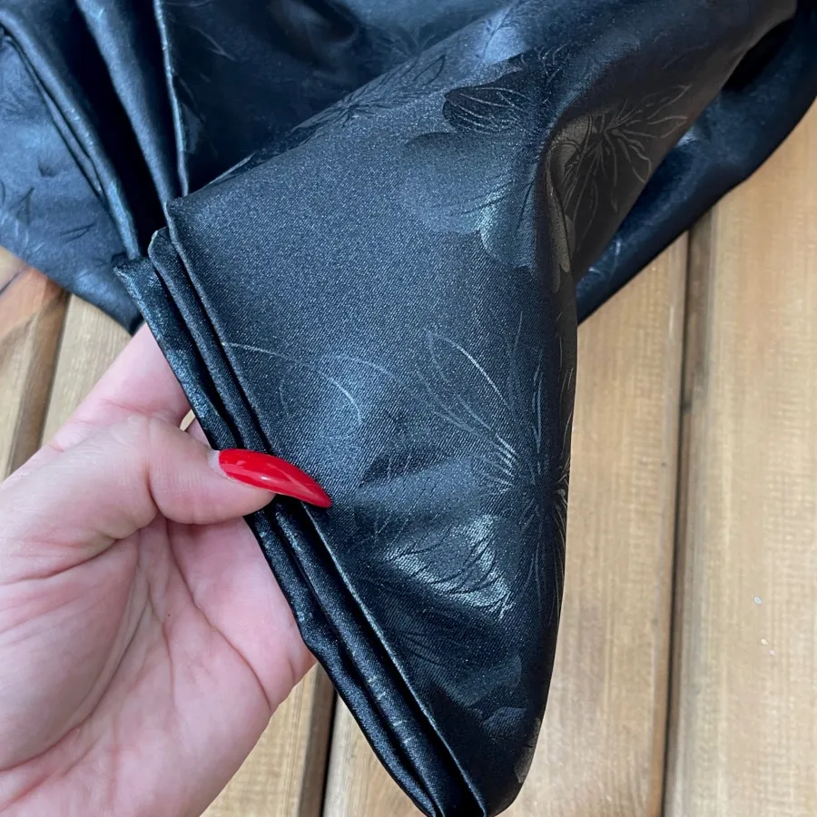 پارچه ساتن مشکی