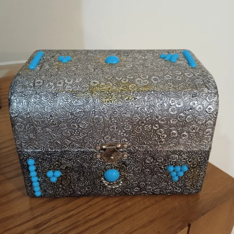 صندوقچه فلزی