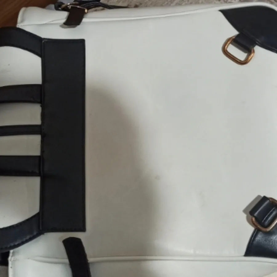 کیف برند تولیکا