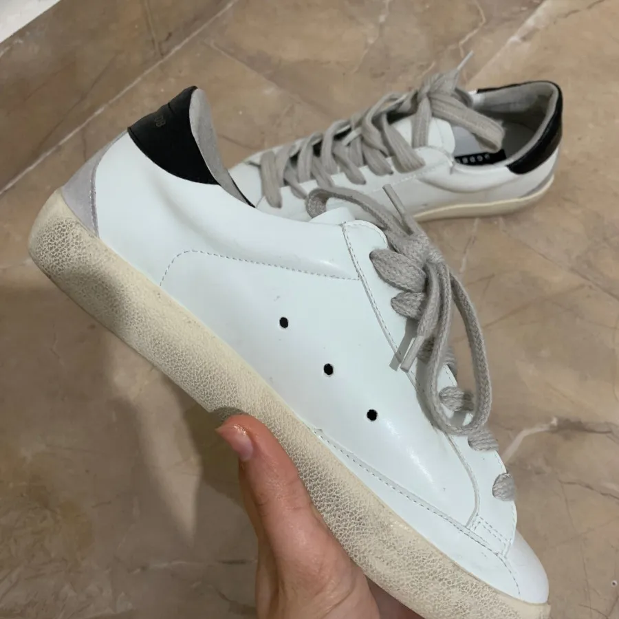 کتونی گولدن گوس