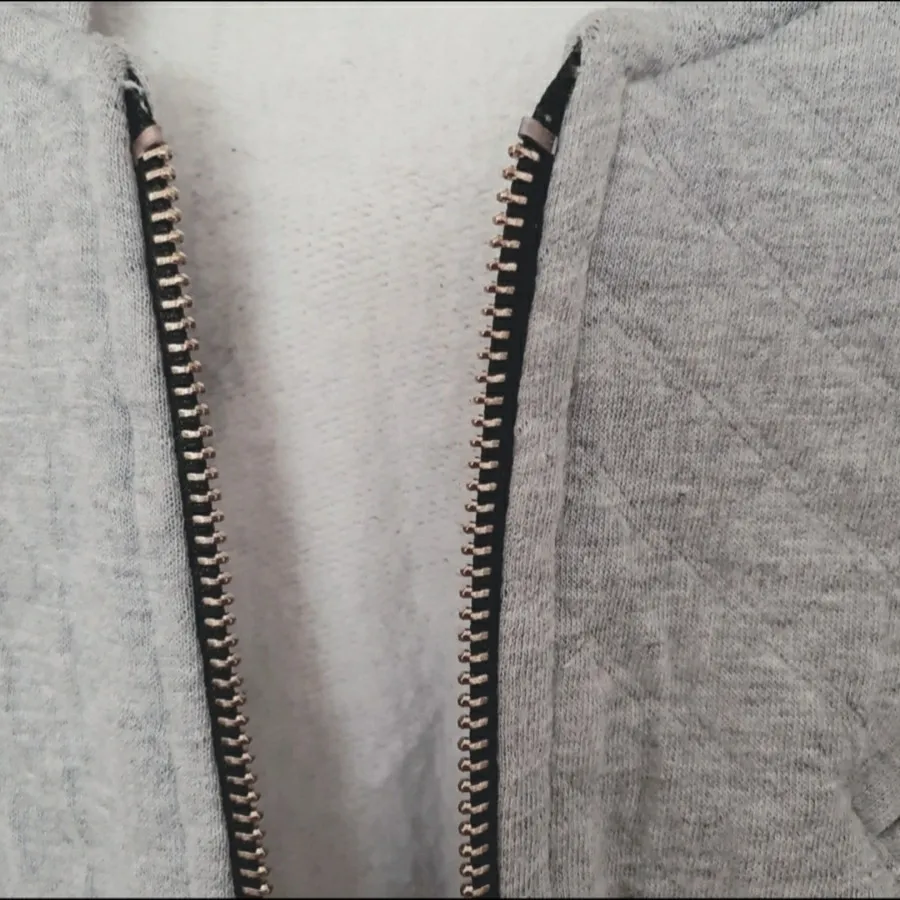 سوییشرت کلاه دار