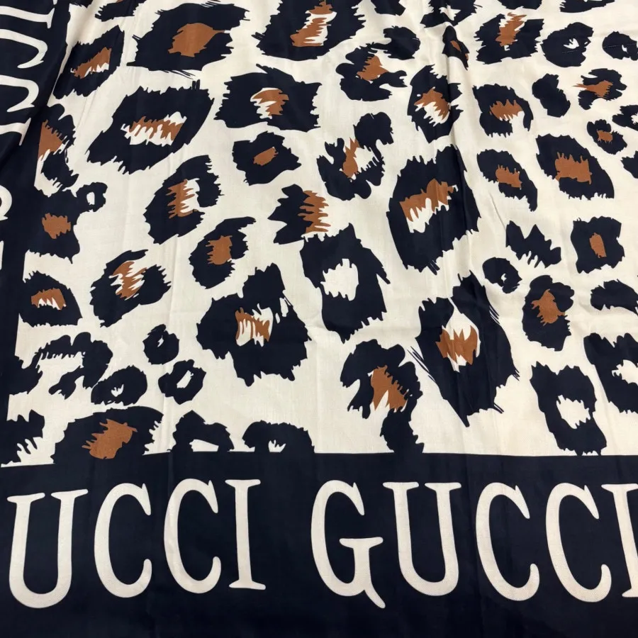 روسری قواره بزرگ پلنگی